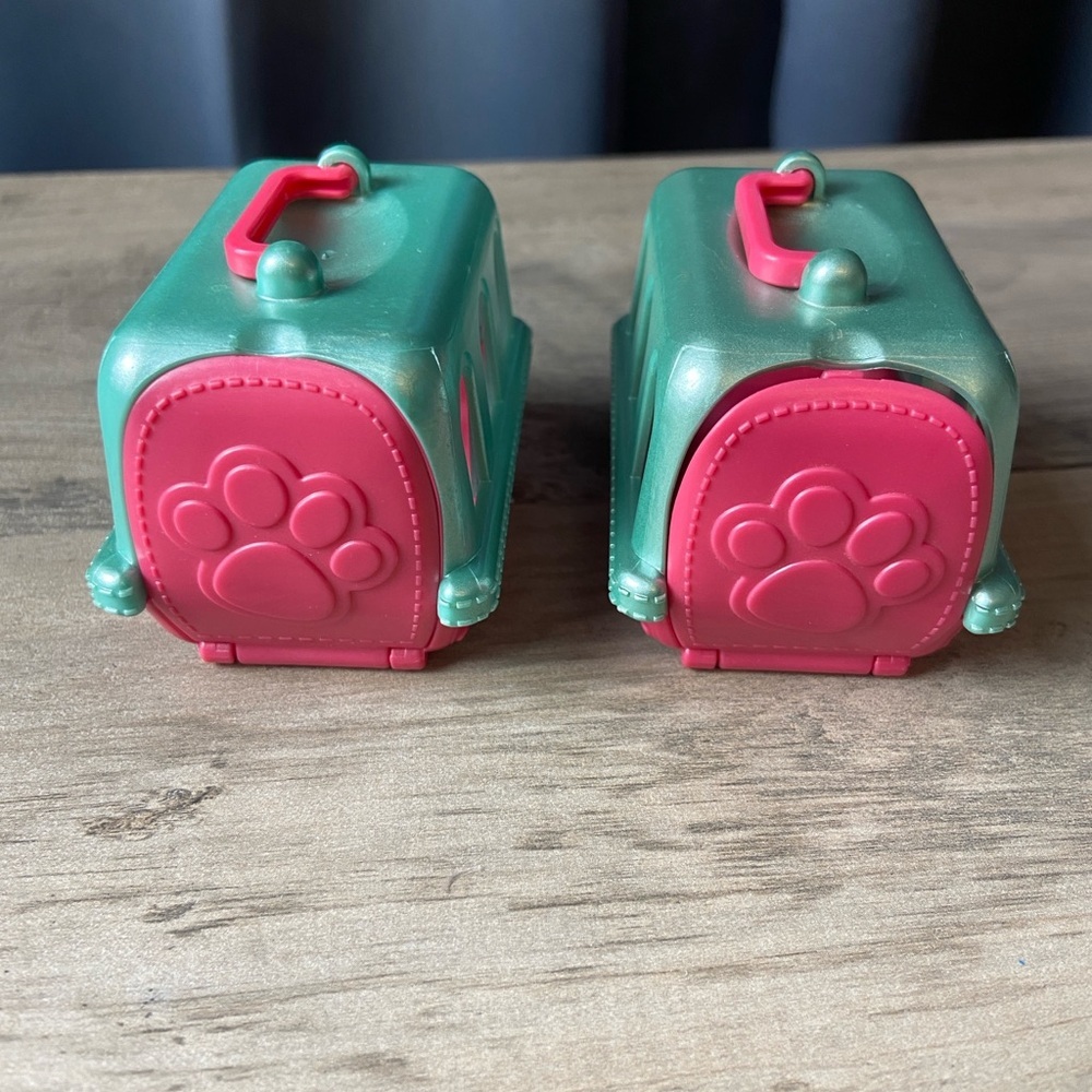 LOT OF 2: MEG JUST PLAY MINIATURE DOLLHOUSE DOG CARRIERS
